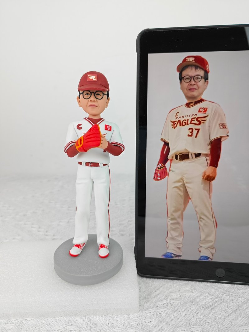 父亲 爷爷 长辈 生日礼物订制 客制化 人偶 公仔 似颜绘 照片摆饰 - 玩偶/公仔 - 粘土 多色