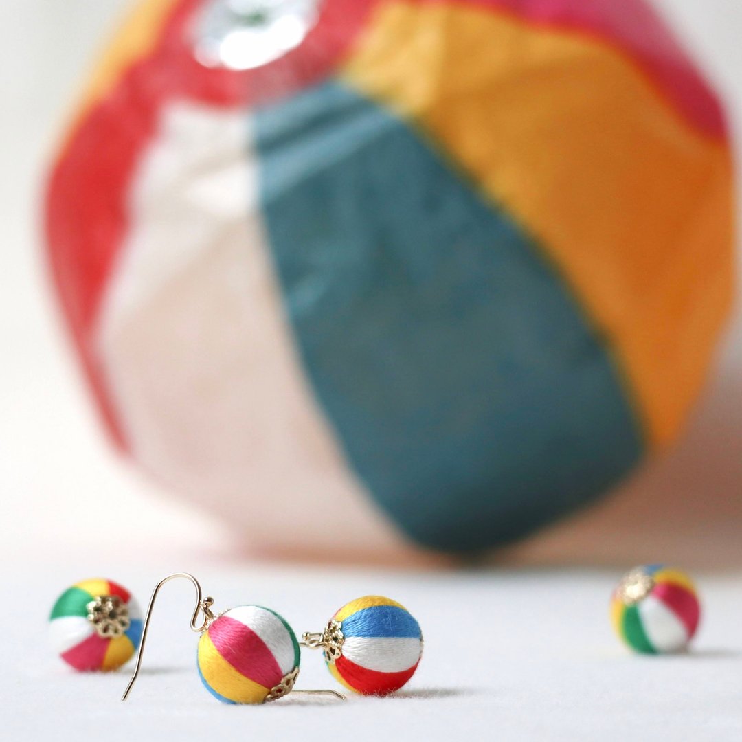 Paper balloon　cotton ball  earring - 耳环/耳夹 - 棉 多色