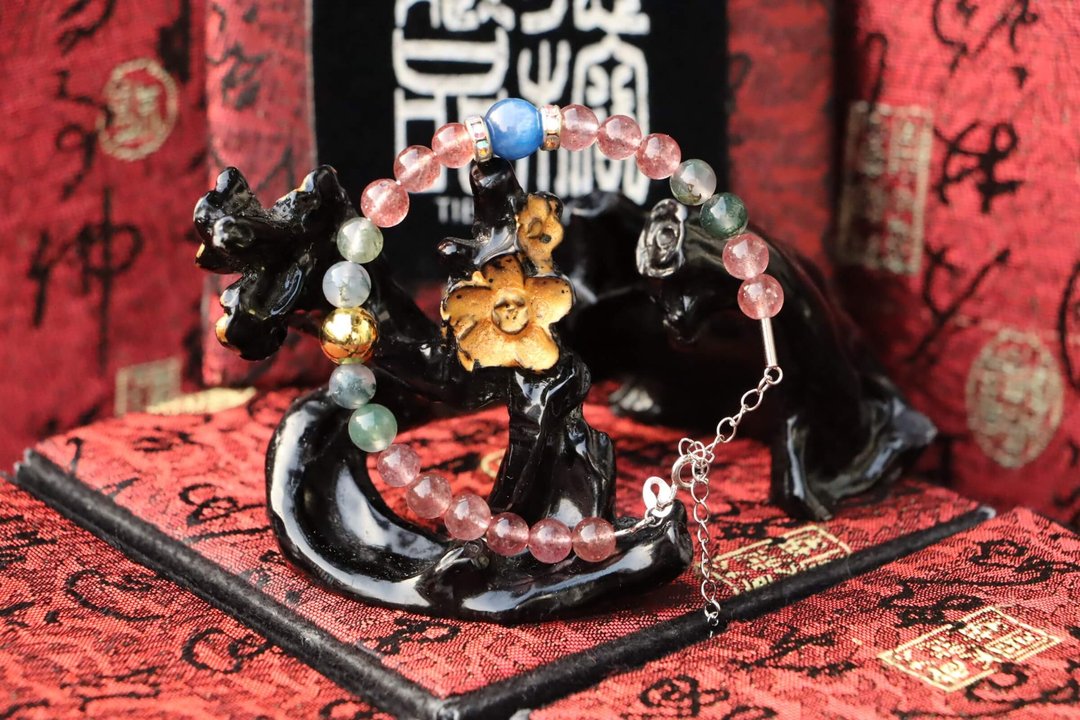 原矿天然草莓晶手链 S925纯银 水草玛瑙 蓝晶石隔珠 定制化设计 - 手链/手环 - 半宝石 