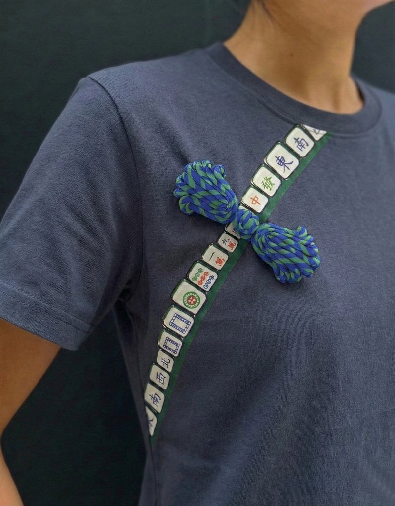 RIA 麻雀印花中式花钮 T 恤 (深蓝) - 女装 T 恤 - 棉．麻 蓝色