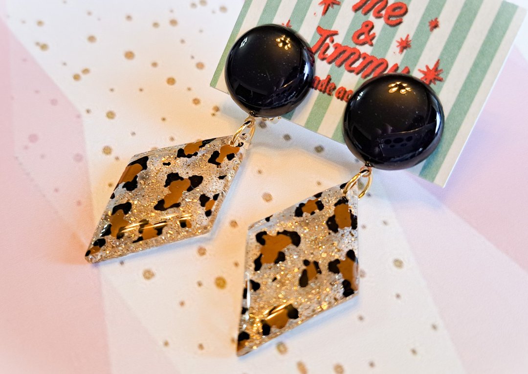 Leopard Diamond Earrings/ Clip-On[Black] Leopard Print Earrings Leopard Print Clip-On - 耳环/耳夹 - 树脂 黑色