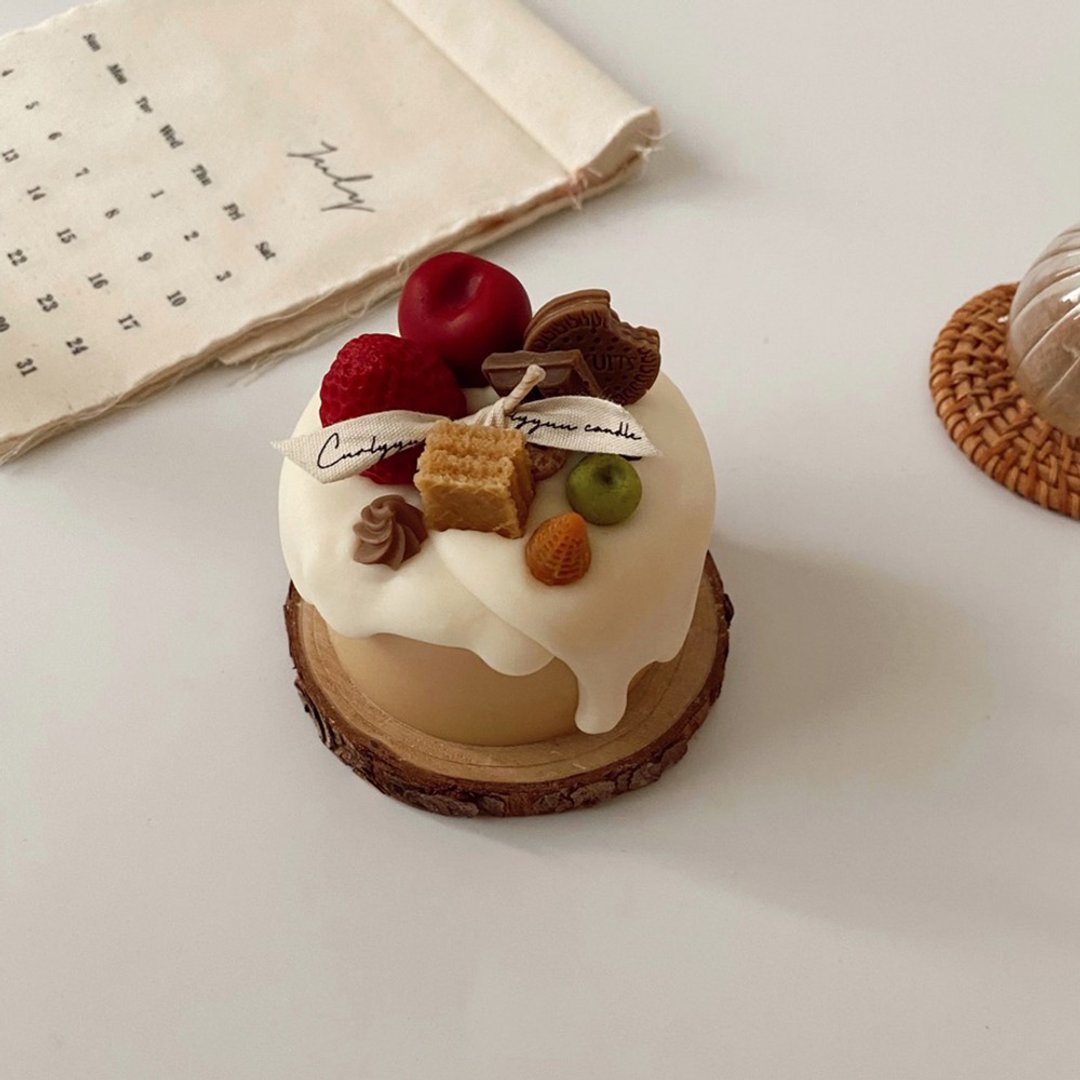 Happy Birthday ! 奶油蛋糕香氛蜡烛、生日礼物 - 蜡烛/烛台 - 蜡 多色