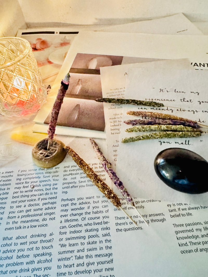 【Rose Tree】迷你南美药草线香。手作制作。净化空间 - 香薰/精油/线香 - 其他材质 金色