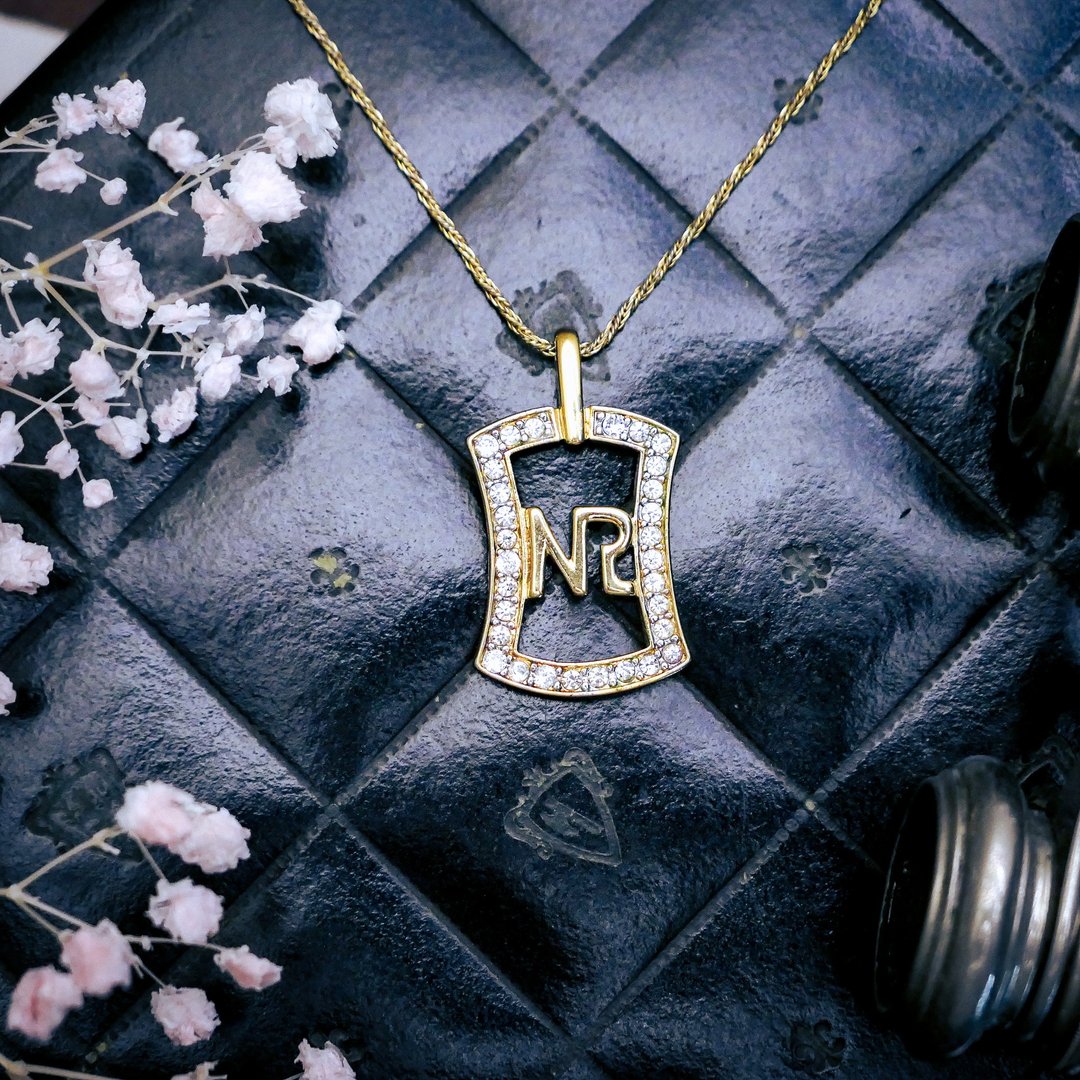 Nina Ricci 曲线设计经典字母项链－欧洲古董首饰Vintage Jewelry - 项链 - 其他金属 金色