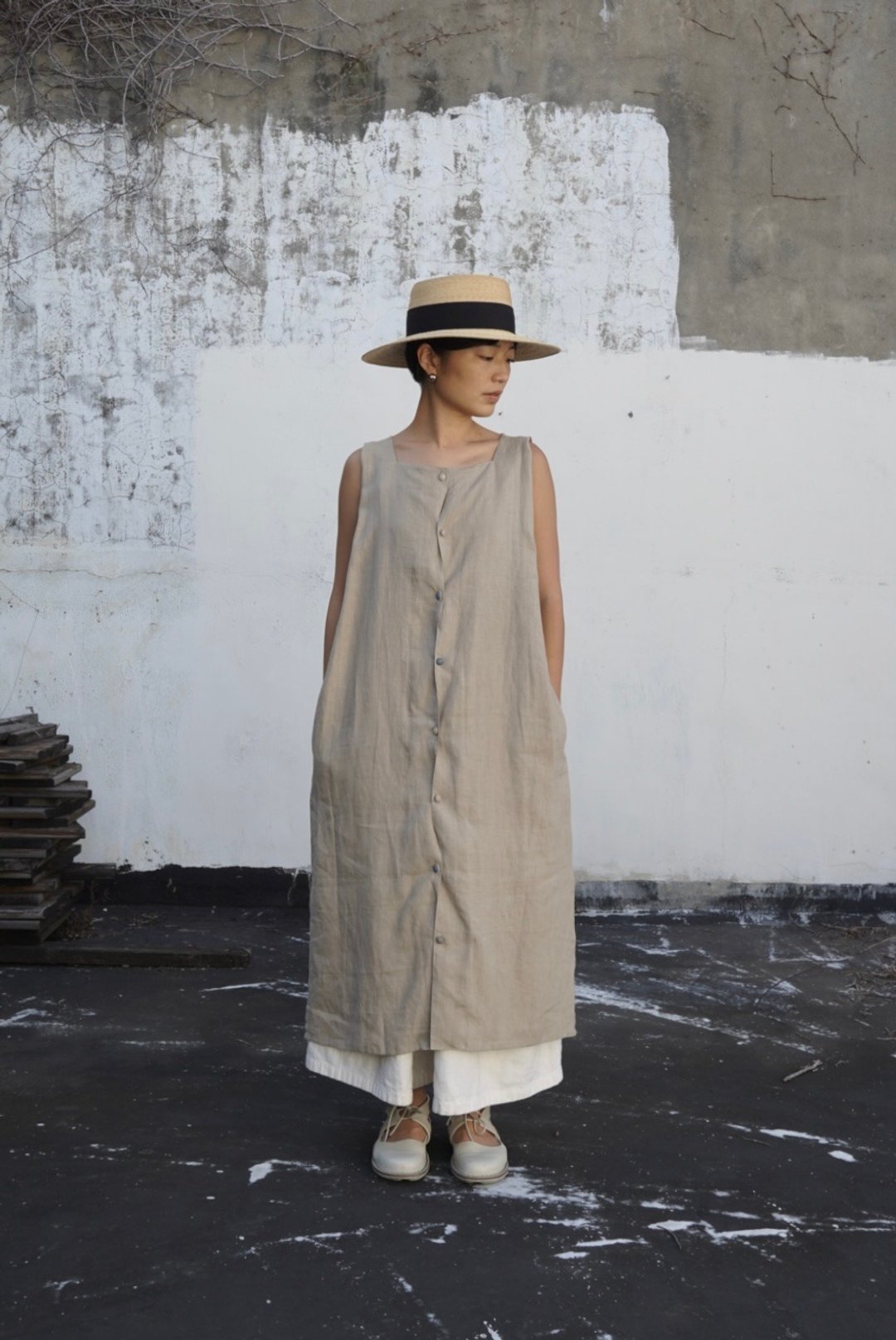 birphin | 波浪洋装 | 白茶 | 100%linen - 洋装/连衣裙 - 棉 卡其色
