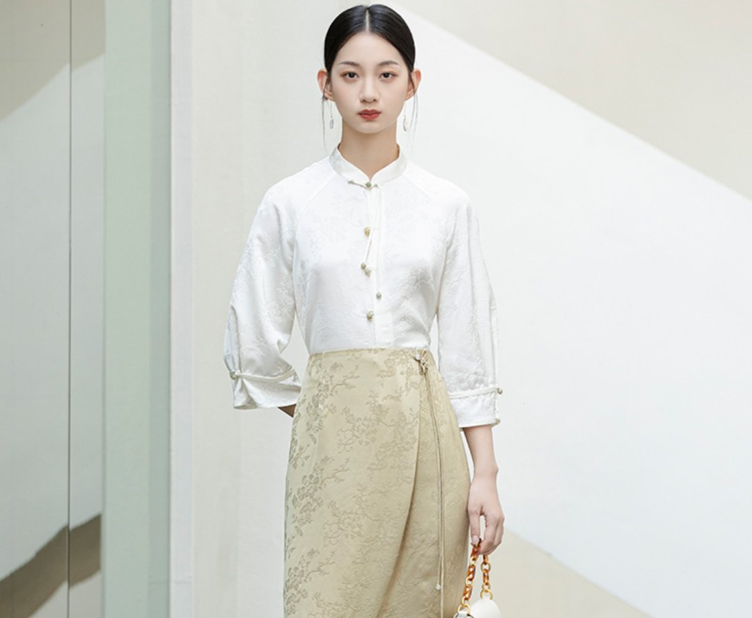 新中式 禅意茶服唐装盘扣上衣半裙套装 - 女装上衣 - 丝．绢 白色
