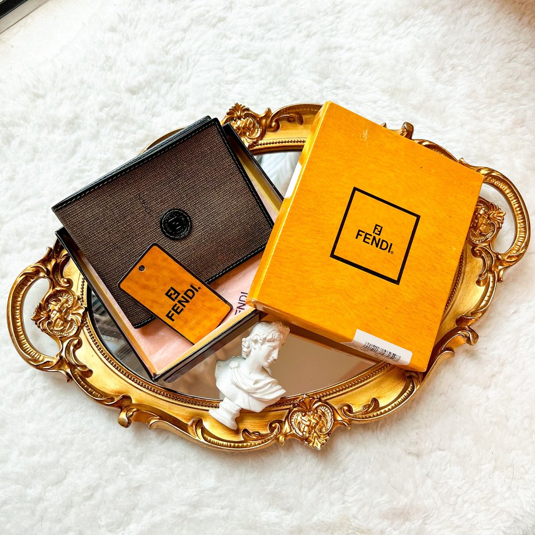 【日本中古】Vintage Fendi 男士短夹 原装盒附 - 皮夹/钱包 - 真皮 黑色