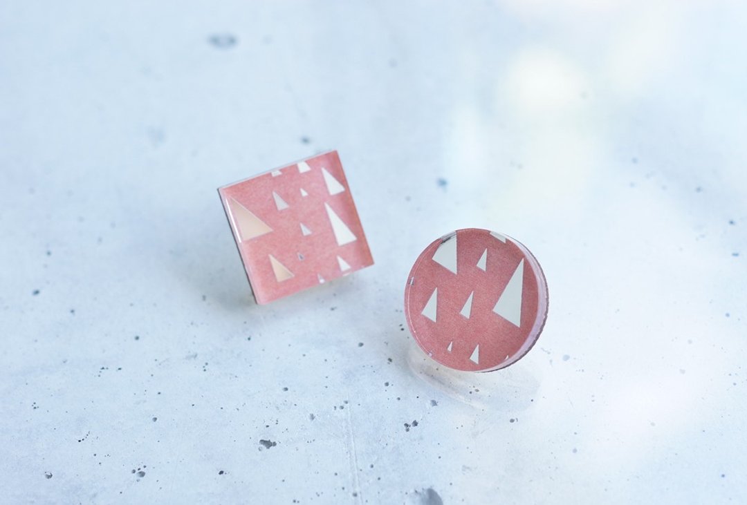 Forest triangular mirror earrings / SILVERPINK - 耳环/耳夹 - 木头 粉红色