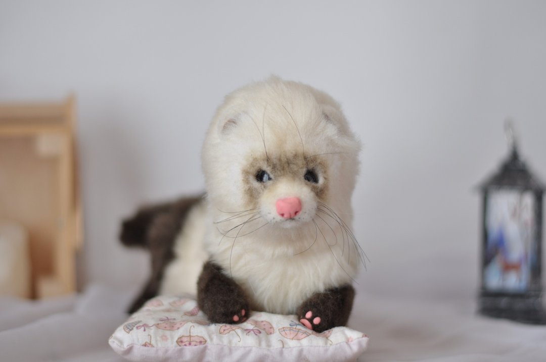 Ferret Toffee. Made to order. Realistic toy. Customized gift Art doll animal - 玩偶/公仔 - 其他人造纤维 咖啡色