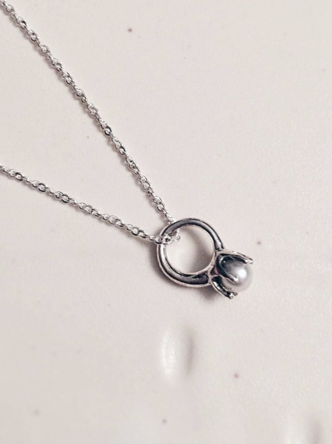 Baby ring 给最珍贵的妳 - 气质小珍珠坠饰项链 16寸 925 银链 - 项链 - 其他金属 银色