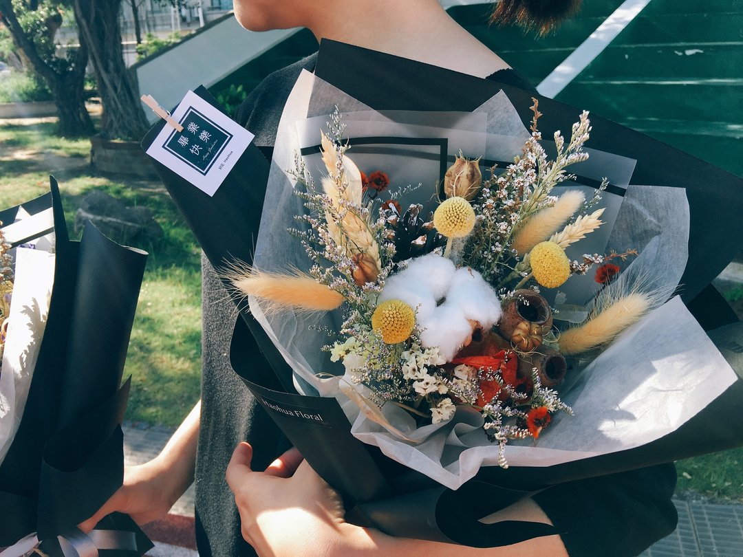【好花】 干燥花束 暖色系花束 情人节花束毕业花束母亲节花束(L) - 植栽/盆栽 - 植物．花 橘色
