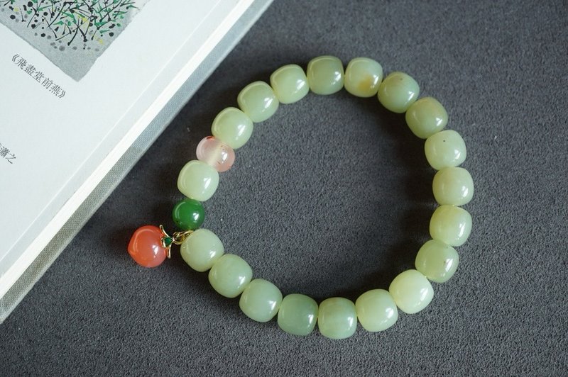 天然和田玉 /和阗玉-且末蓝 南红碧玉玛瑙桃子设计单圈手串手持 - 手链/手环 - 玉石 蓝色