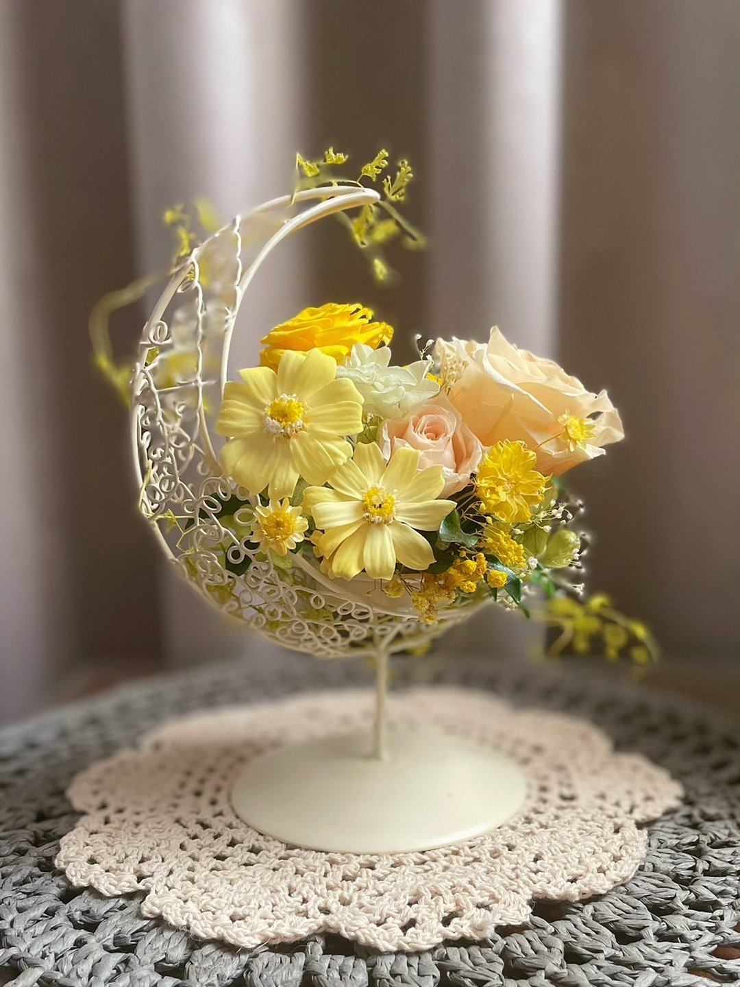 【花诉花艺】月型永生玫瑰桌花/开幕花礼/升迁桌花/祝贺花礼 - 摆饰 - 植物．花 多色