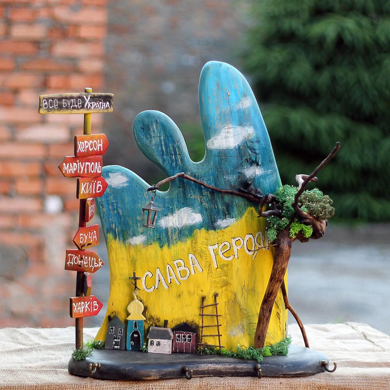 100% Handmade Single Copy Wooden Keyholder Angel of Viktory - 墙贴/壁贴 - 木头 多色
