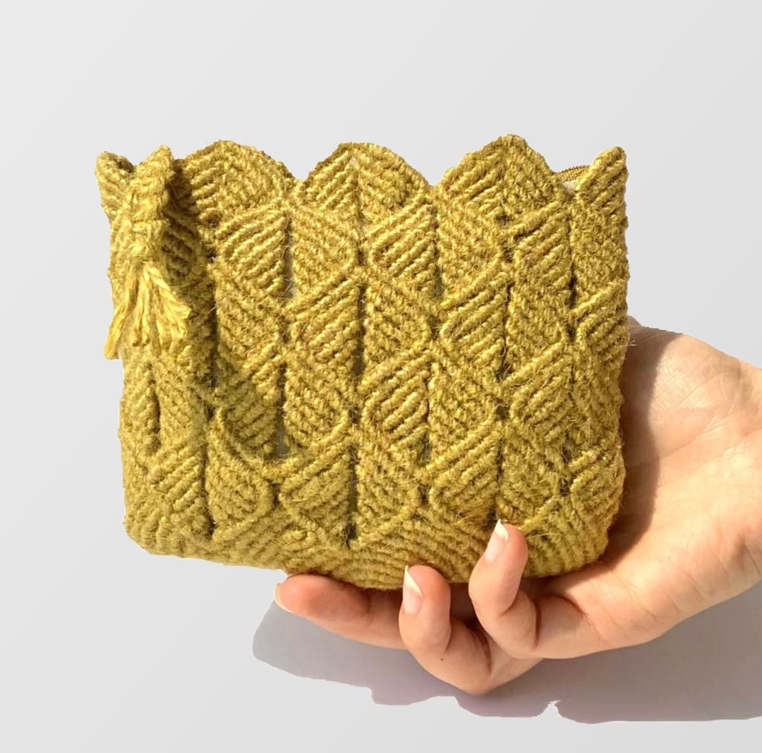 Eco cosmetic toiletry bag Macrame jute boho coin purse Zipper credit card wallet - 化妆包/杂物包 - 棉 黄色
