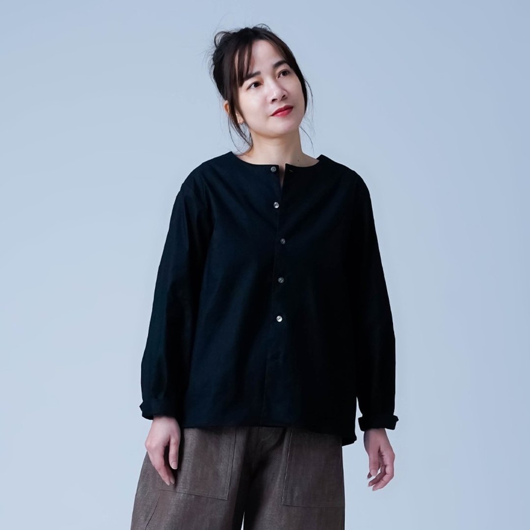 【soco】俐落剪裁的雅致无领罩衫 / 黑色 h025d-bck1 - 女装休闲/机能外套 - 棉 黑色
