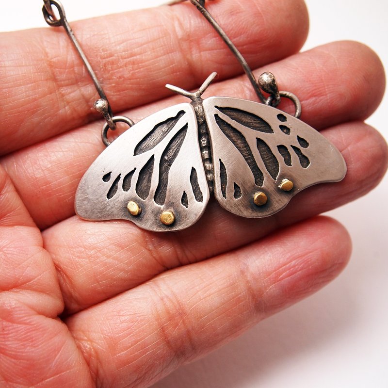 【Animals系列】#b47 飞蛾项链/ 925银/ 手工礼物/ 定制化 - 项链 - 银 银色