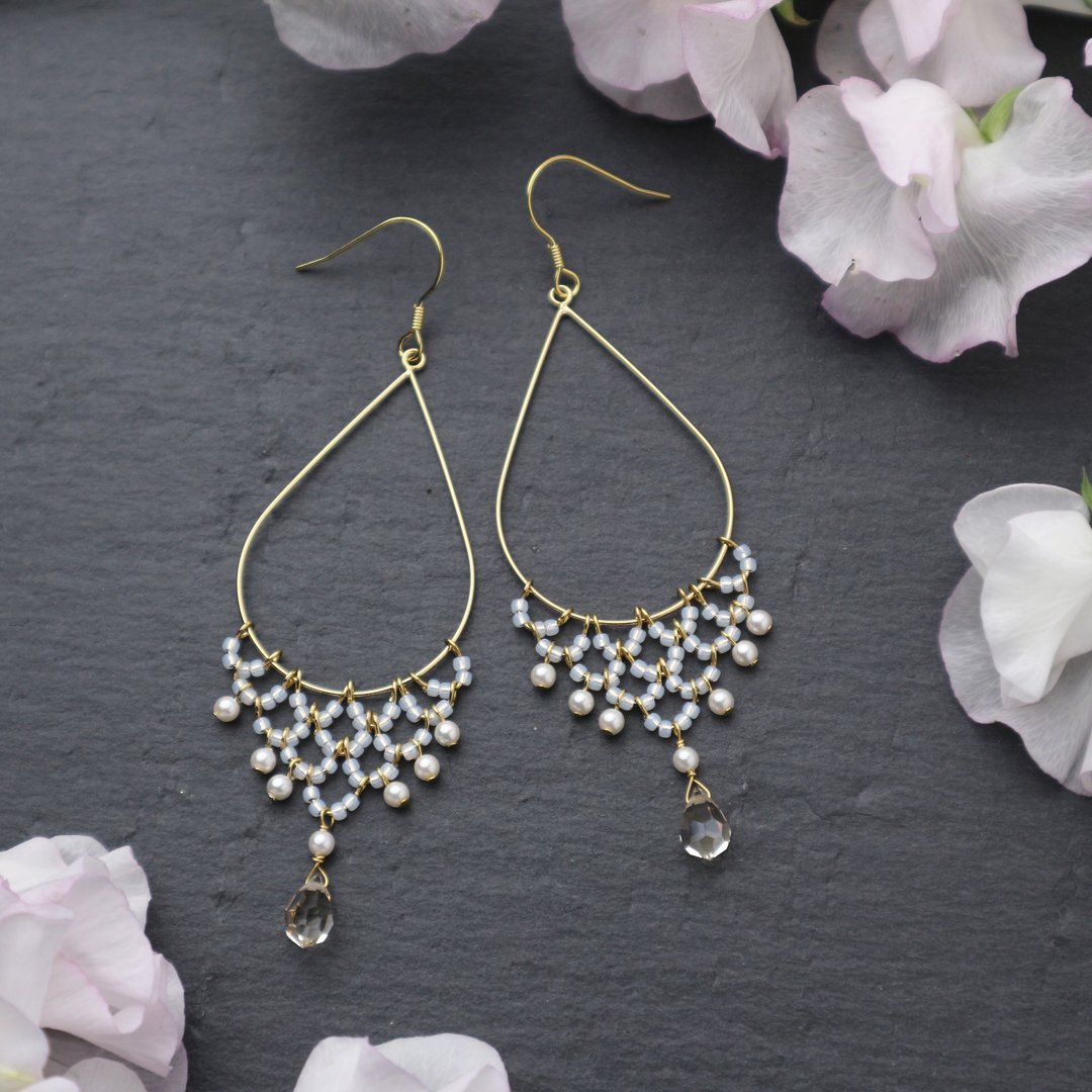Lacy Earrings / lace pattern Clip-On D - 耳环/耳夹 - 玻璃 金色