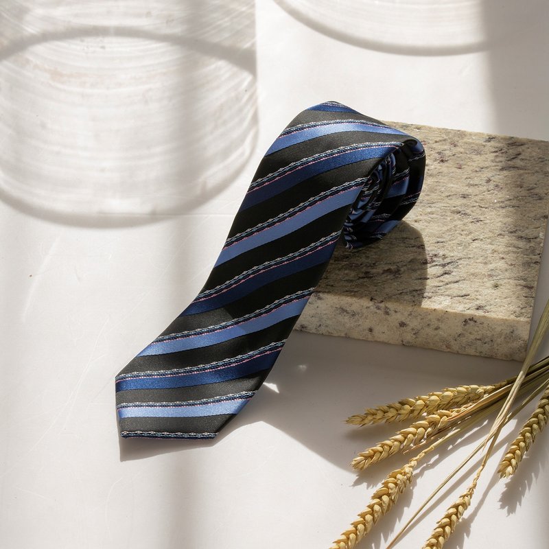 花边斜纹蓝黑领带-我就像缎带让整个包装变得更完美 - 领带/领带夹 - 其他人造纤维 多色