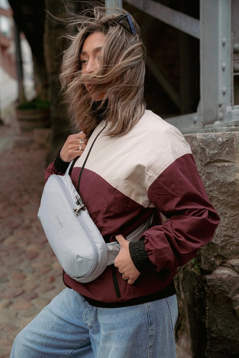 Pacsafe V 防盗包 城市斜肩包 胸背包 5L 灰#30615 - 侧背包/斜挎包 - 环保材料 灰色