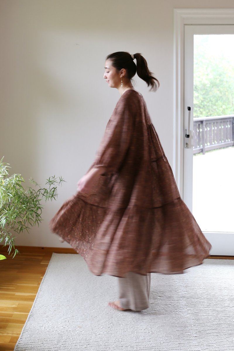 暮野 宽松大码 苎麻印花长袖蛋糕连衣裙 碎花 - 裙子 - 棉 