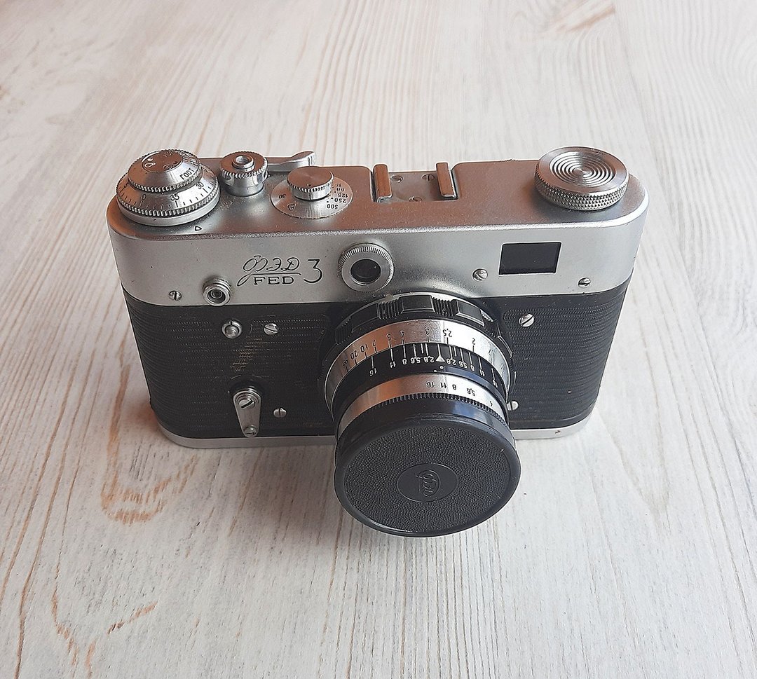 FED 3 Soviet rangefinder photo camera vintage brown leather case - 相机 - 其他材质 