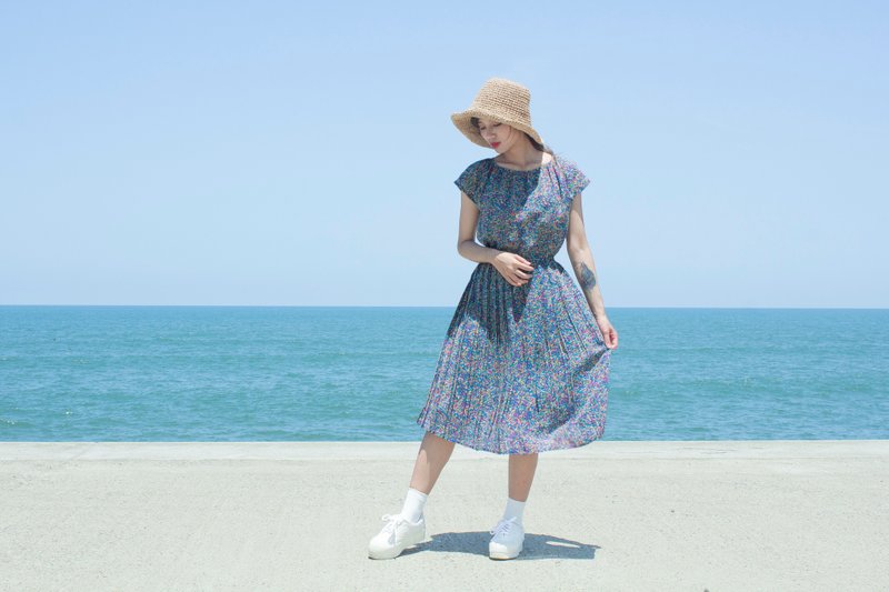 蓝绿缤纷半袖古着洋装 - 洋装/连衣裙 - 聚酯纤维 多色