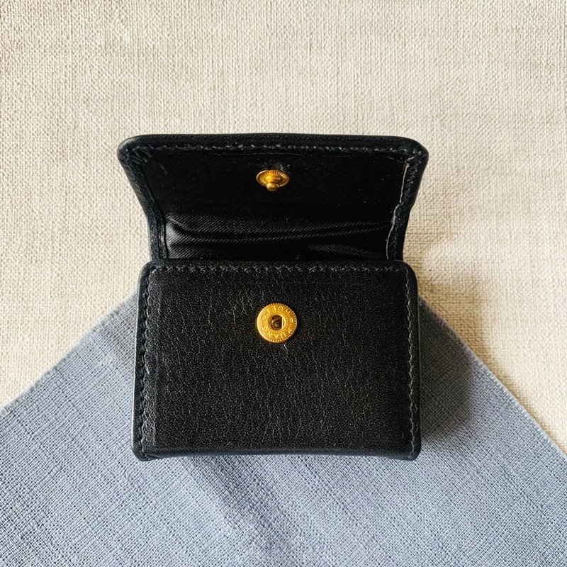 台湾 小牛皮折扣式迷你手册 携带式 轻巧 方便 文具 - 笔记本/手帐 - 纸 黑色