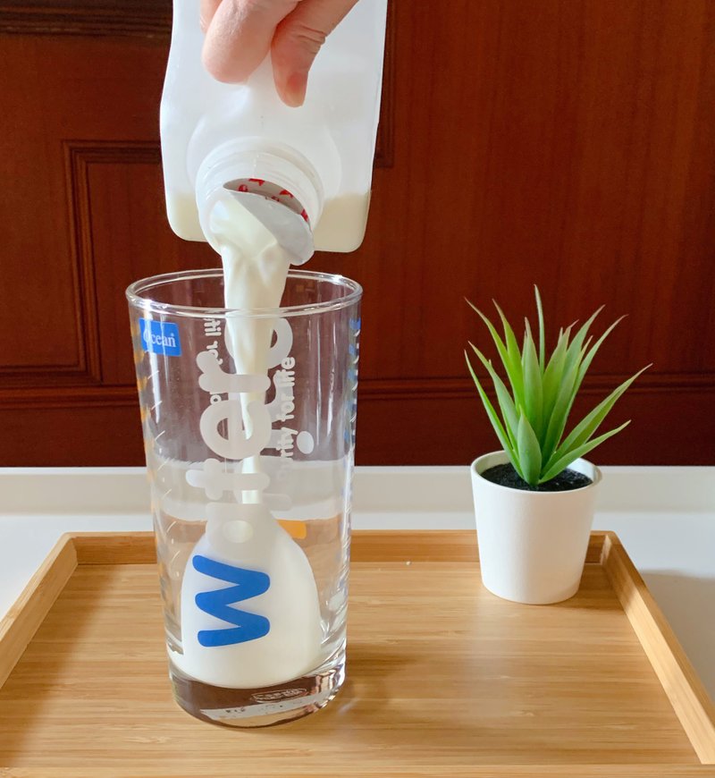 Juice&Water 刻度杯 570ml 牛奶杯 果汁杯 - 玻璃杯 - 玻璃 白色