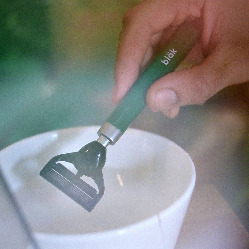 绅士选物 韩国bläk经典刮胡礼盒 绿 手动刮胡刀 赠送限量袋卡组 - 脸部清洁/卸妆用品 - 铝合金 绿色