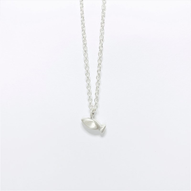 小鱼 纯银项链 | 海底悠游系列 - 锁骨链 - 纯银 