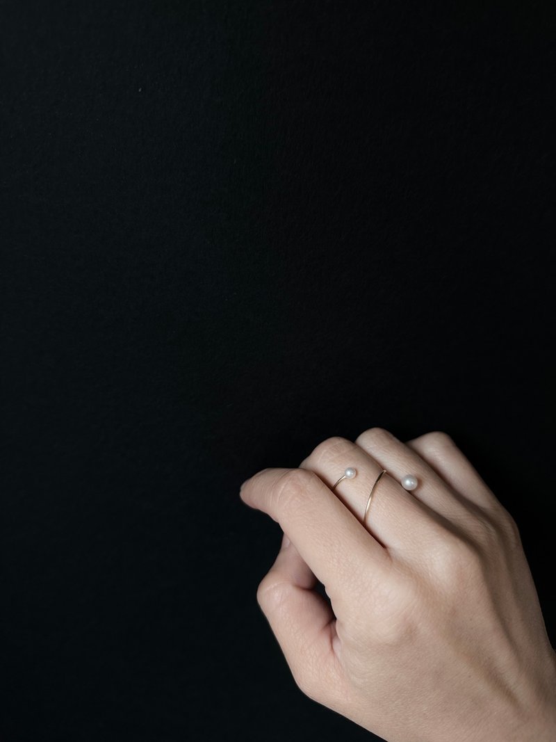 正圆天然淡水珍珠戒指 注金戒指 14Kgf Satallite Ring - 戒指 - 珍珠 白色