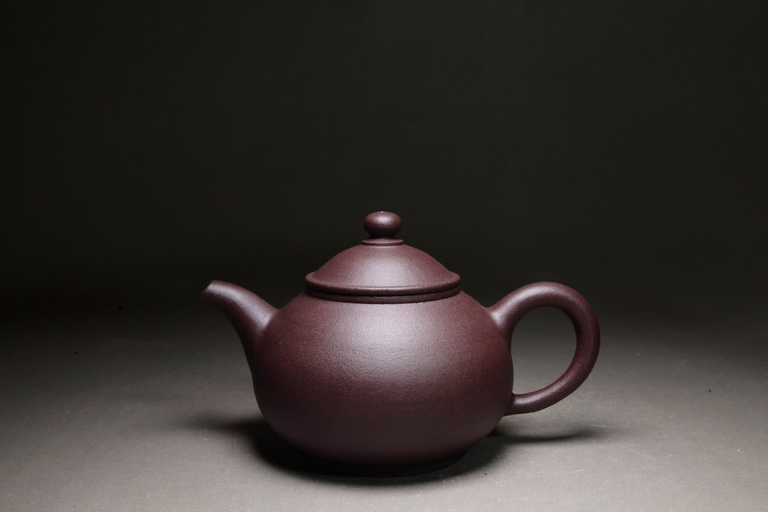 【莺歌工艺制壶】龙山牌 基础款 老紫泥 250 cc - 茶具/茶杯 - 陶 咖啡色