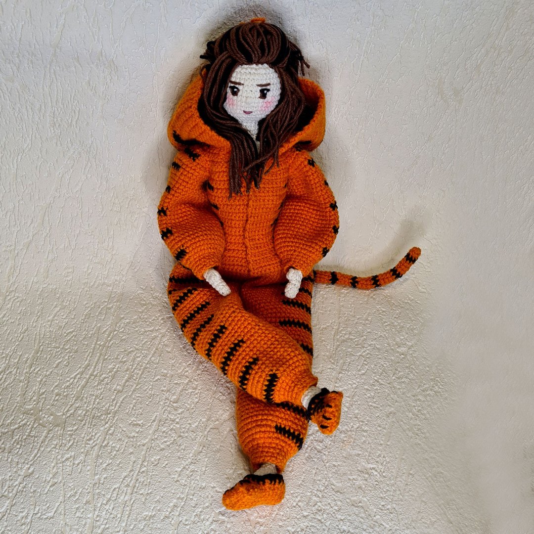 Digital Crochet Pattern PDF - Diana doll amigurumi with tiger kigurumi costume - 手工艺教程/工具书 - 其他材质 多色