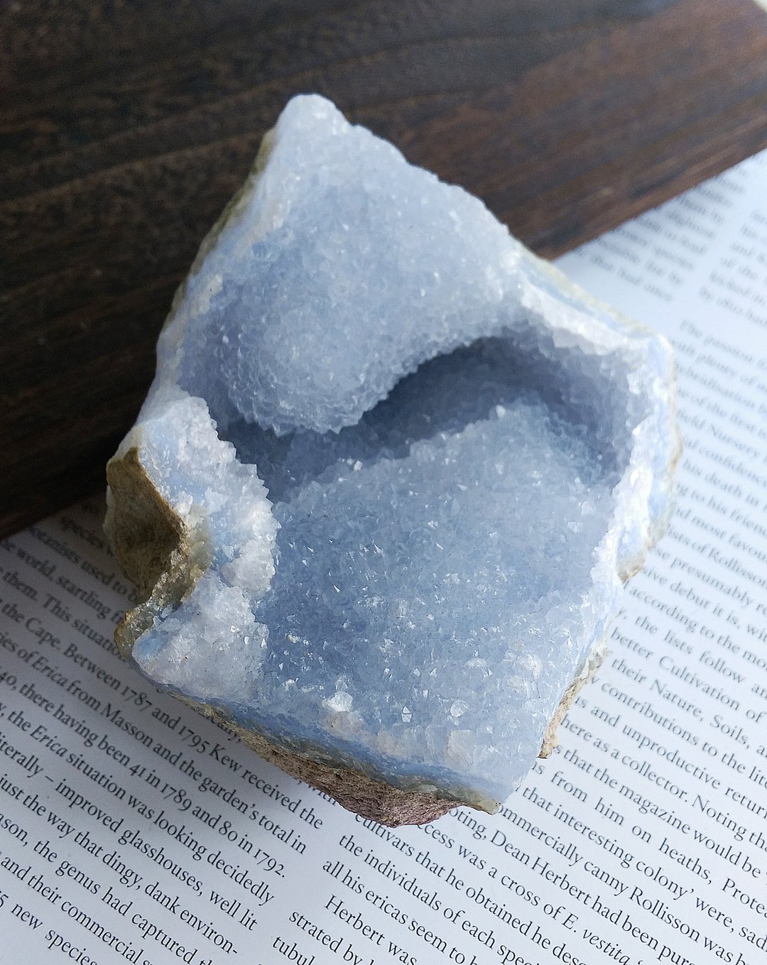 Chalcedony 马达加斯加产地 蓝玉髓 蓝纹玛瑙 天然矿石 原矿 - 摆饰 - 其他材质 