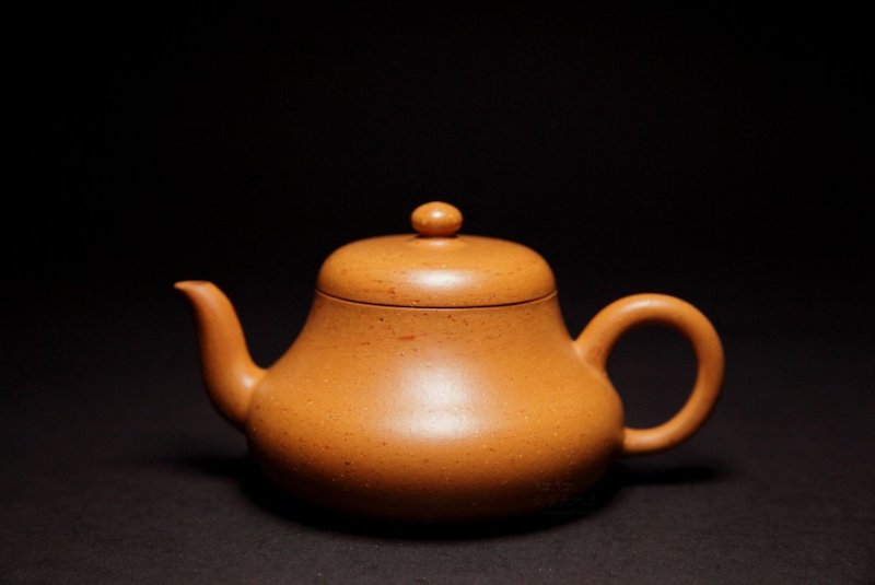 【君德】炎黄大地艺术 胖老板 龙山堂 葵黄朱泥 145cc - 茶具/茶杯 - 陶 橘色