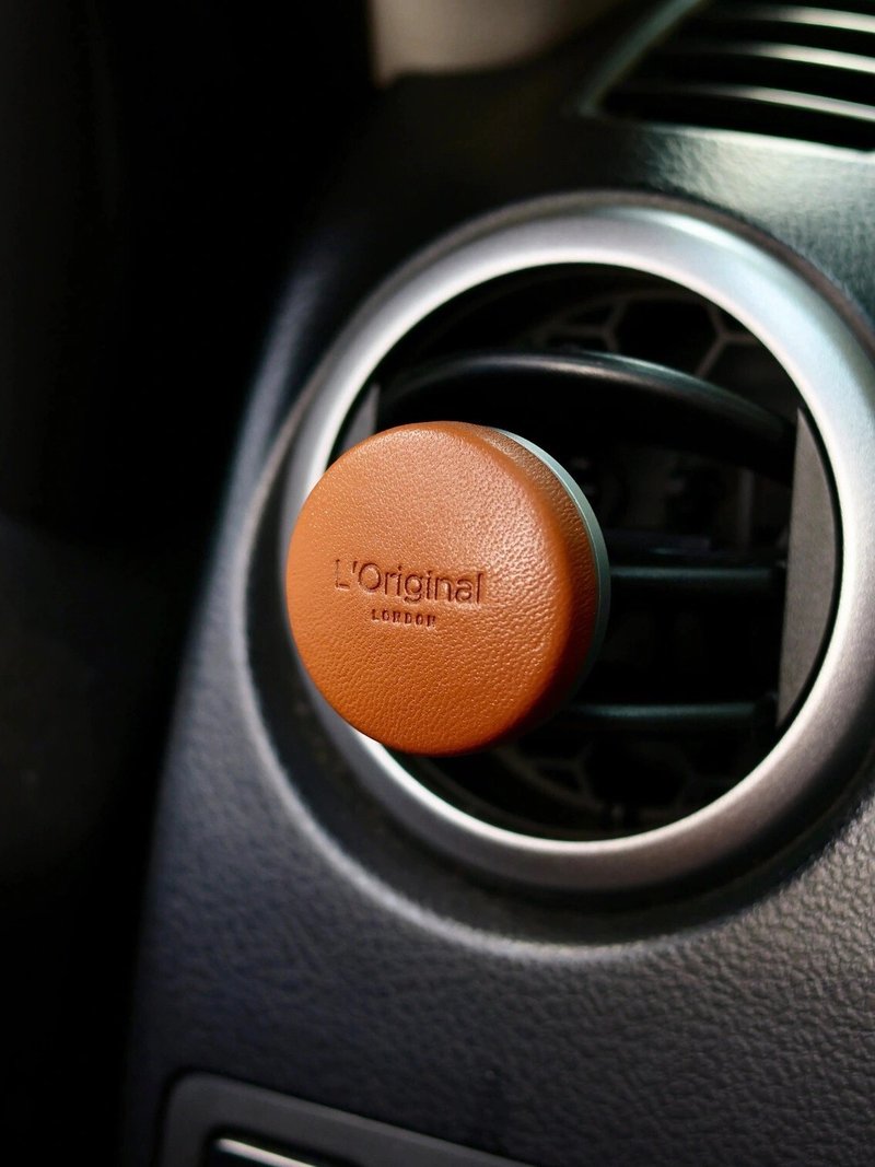 【官方总代理】英国 L'Original 皇家小羊皮车用香氛礼盒 干邑棕 - 香薰/精油/线香 - 真皮 咖啡色