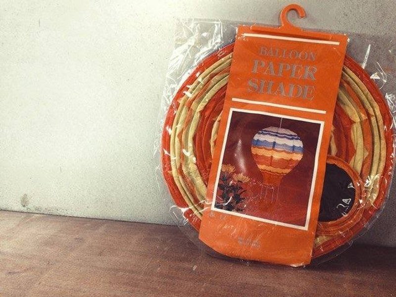 早期外销英国疗愈灯笼 古董灯 复古 氛围灯 吊灯 可爱 .派对布置 派对用品 咖啡店 light - 灯具/灯饰 - 纸 
