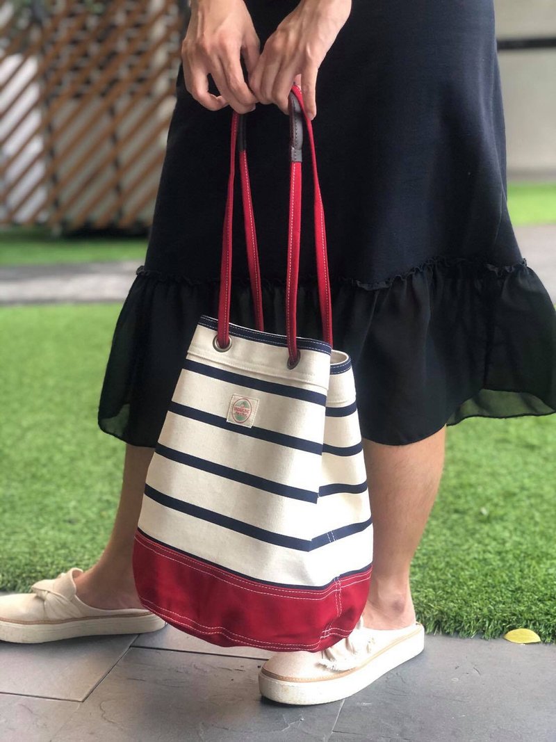 Red Stripe Canvas Bucket Bag w/ Strap Leather Handles - 侧背包/斜挎包 - 棉．麻 红色