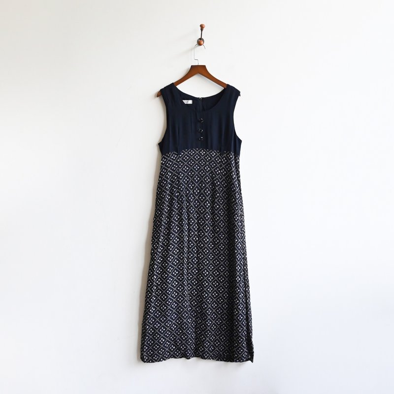 【蛋植物古着】巧趣拼接印花无袖古着洋装 - 洋装/连衣裙 - 其他人造纤维 黑色