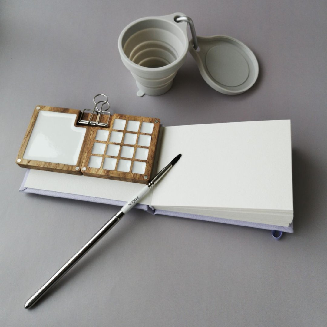 设定为水彩画和素描。附木质调色板、折叠刷 - 其他家具 - 其他金属 红色