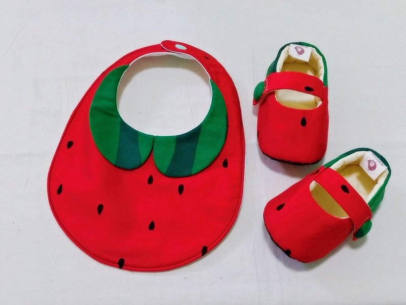 炎炎夏日红红西瓜手工鞋 .围兜兜 .弥月礼.满月礼6M~2Y - 满月礼盒 - 棉．麻 
