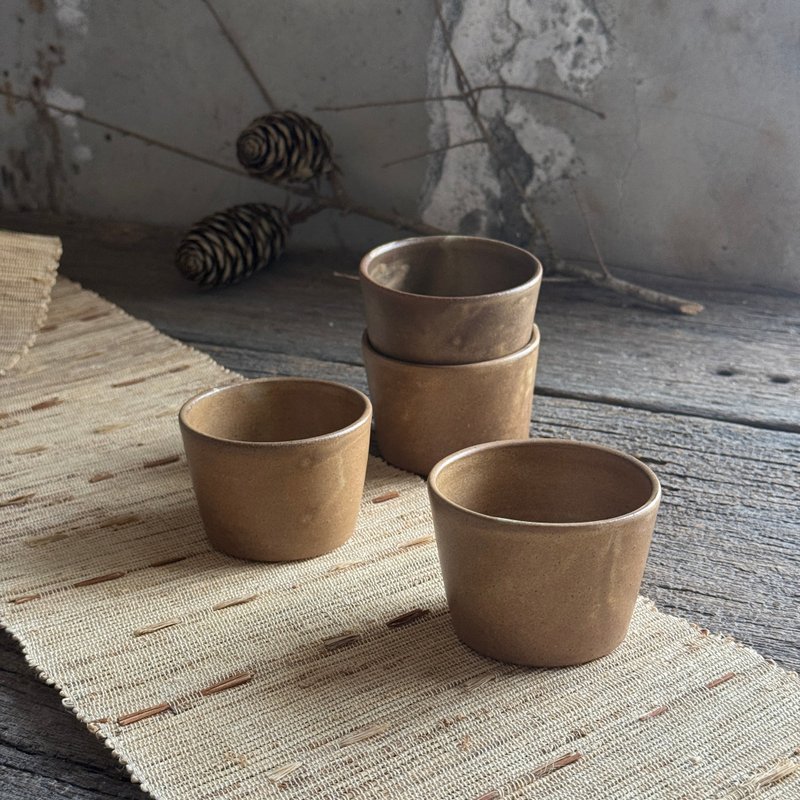 猪口杯_棕 - 其他杯子 - 陶 咖啡色