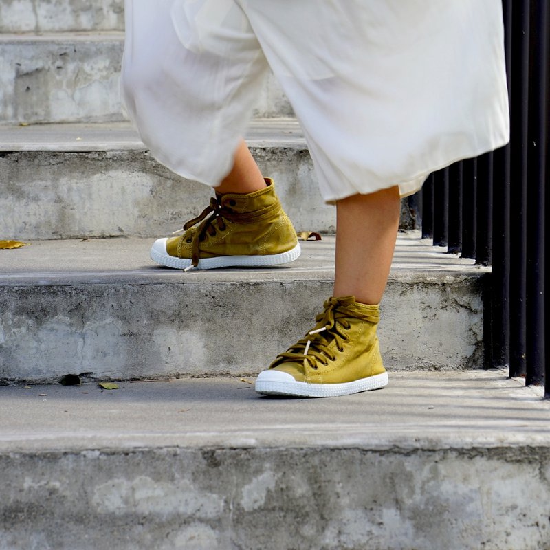 西班牙帆布鞋 CIENTA 61777 80 蜜蜡黄 洗旧布料 童鞋 高筒 - 童装鞋 - 棉．麻 咖啡色