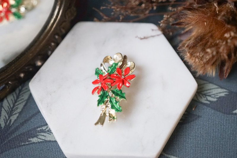 【老饰品/西洋老件】VINTAGE Gerry's 圣诞红古着胸针 - 胸针 - 其他金属 金色