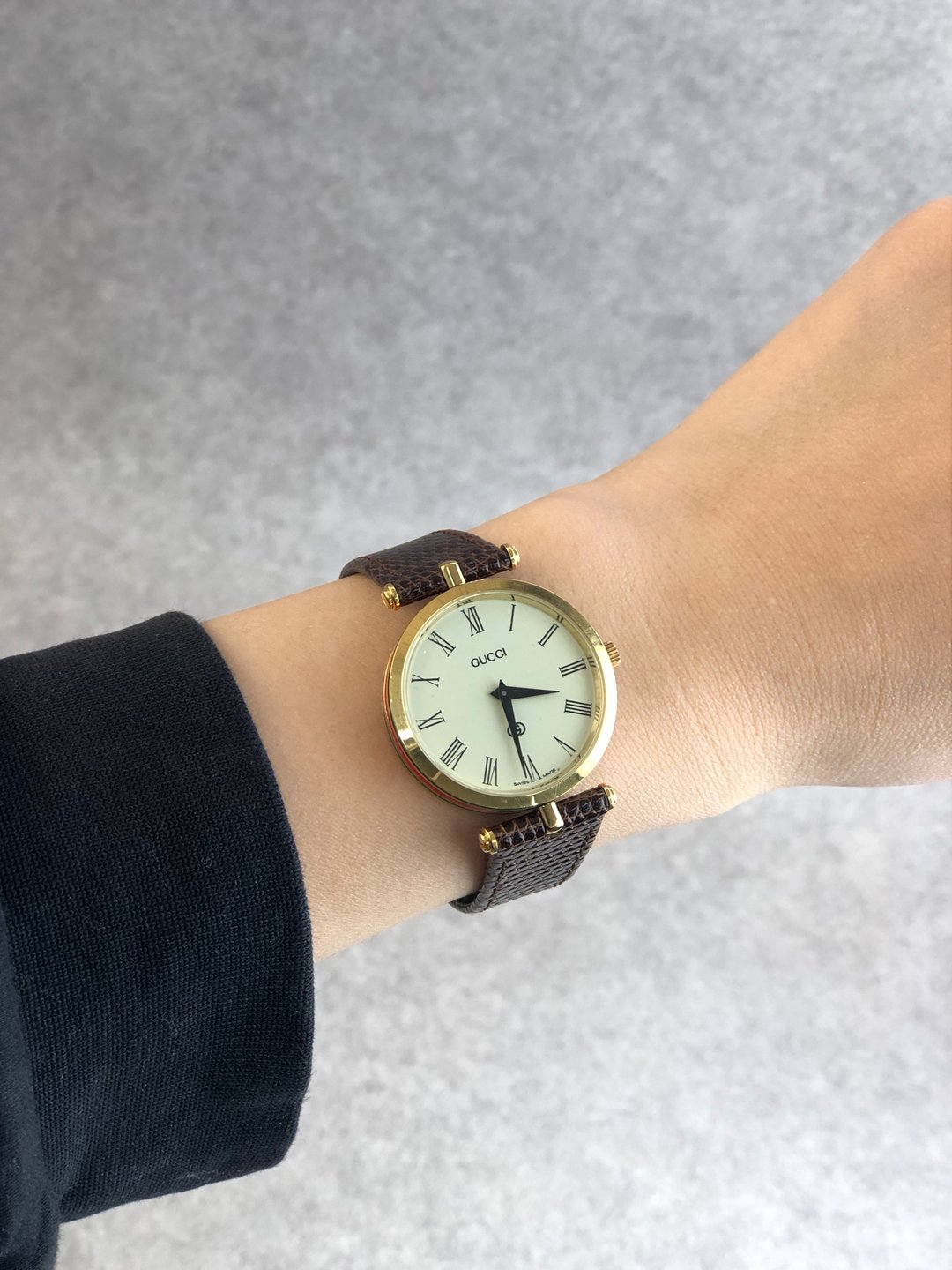【日本直送 名牌中古包】GUCCI 古驰 手表 棕色 金色  ويب带 圆形表盘 皮革 石英表 vintage vng8gz - 女表 - 真皮 咖啡色