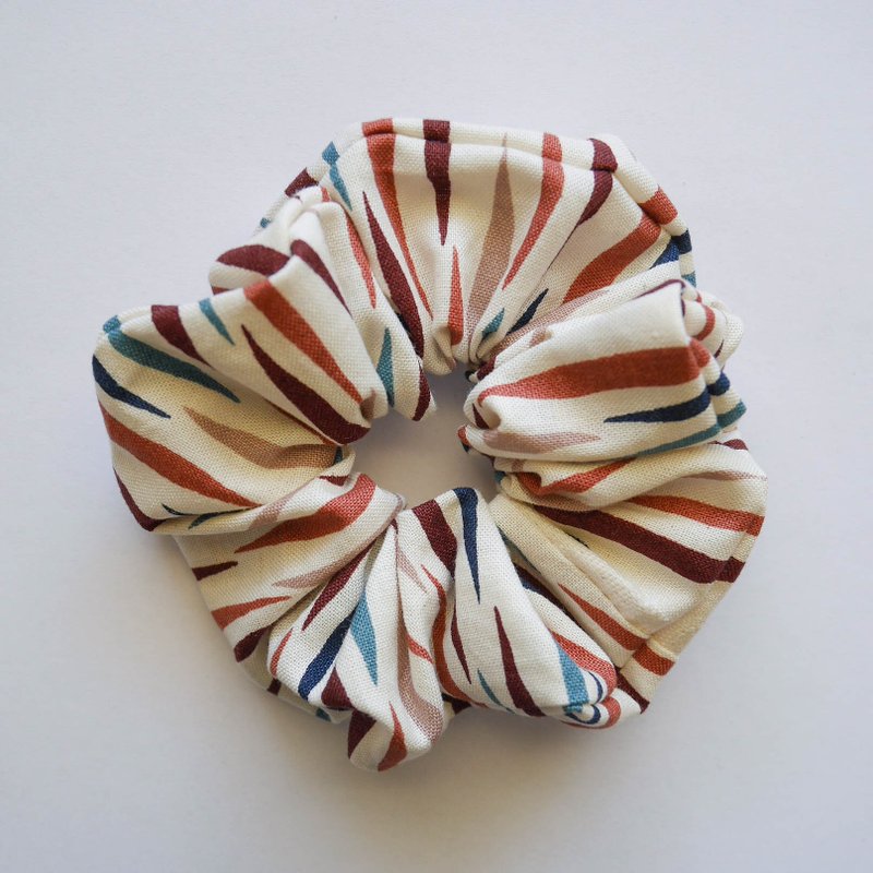 都会线条发圈 - 发饰 - 棉．麻 卡其色