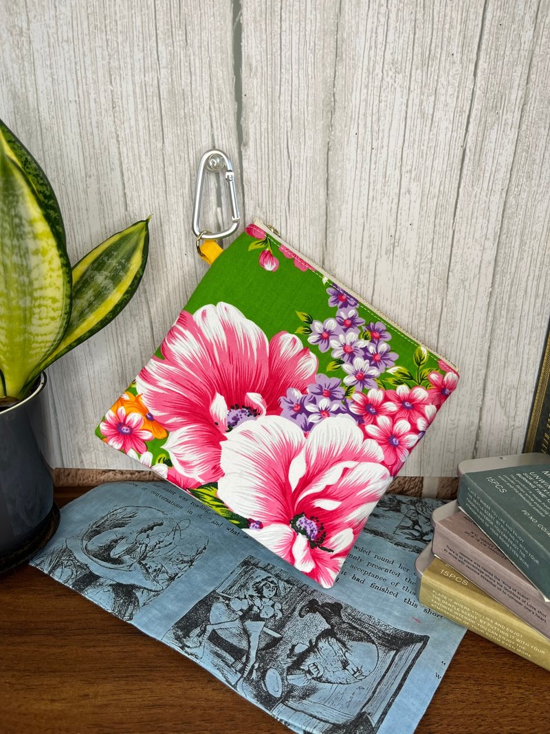 台湾客家花艺小袋 - 化妆包/杂物包 - 棉．麻 绿色