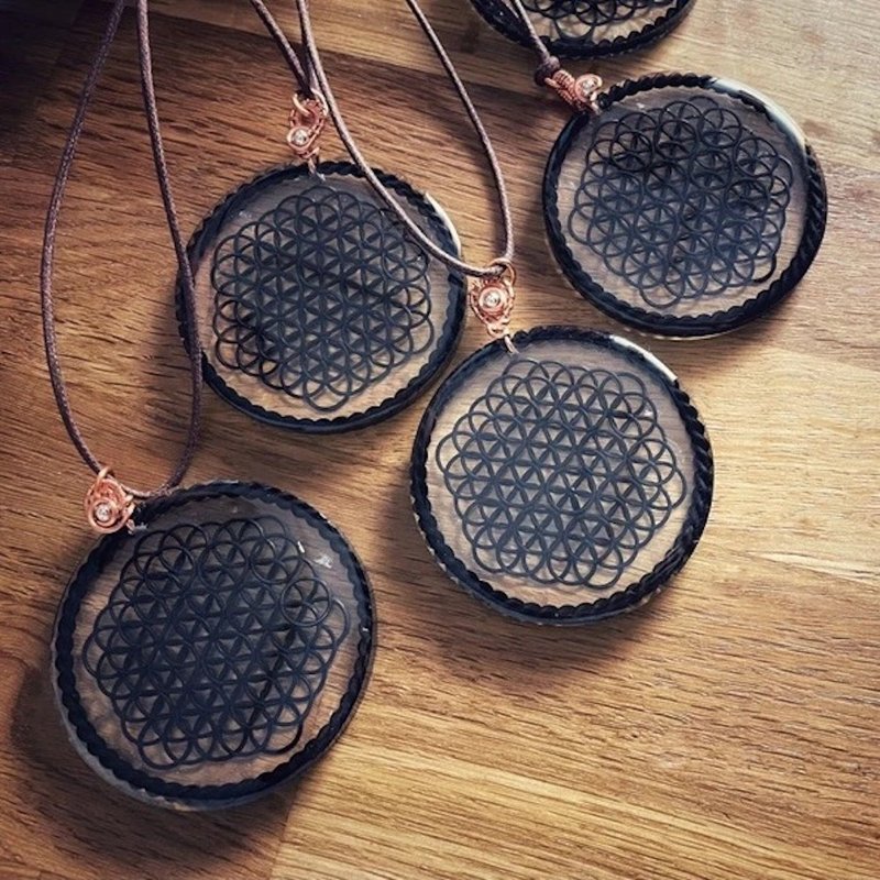 奈米铜生命之花奥刚项链 Orgonite - 项链 - 铜/黄铜 黑色