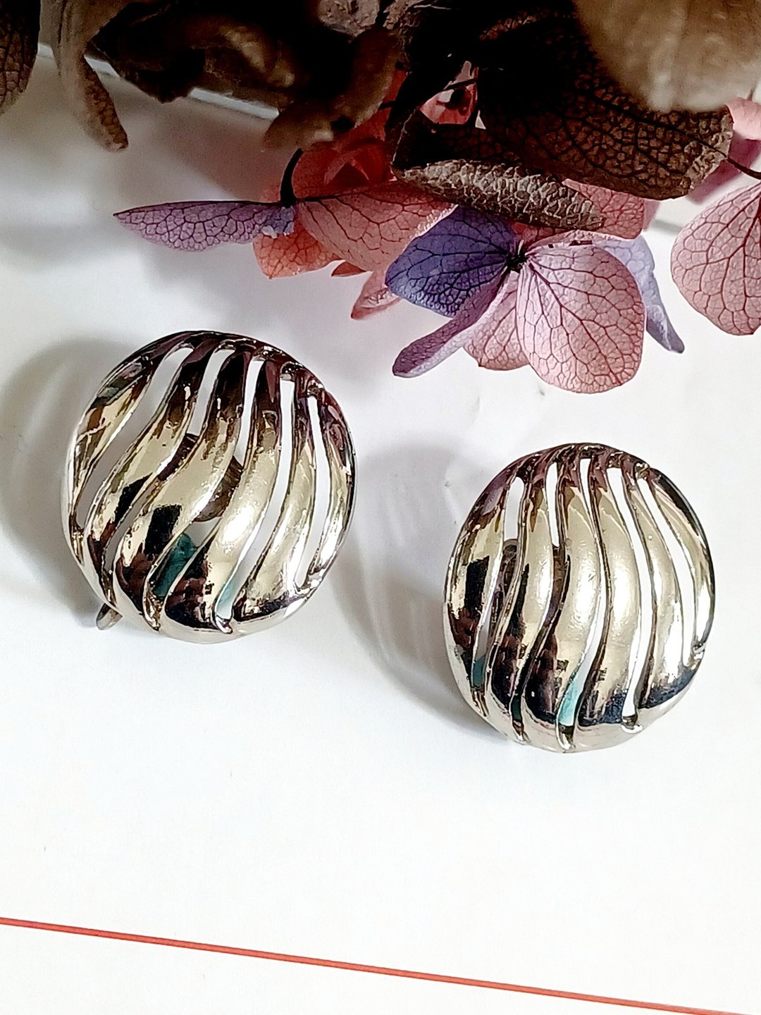 vintage jewelry  金属时尚 夹式耳环 - 耳环/耳夹 - 其他金属 